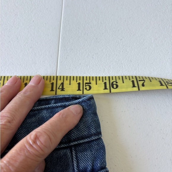 Pretty Little Things Thigh Zip Detail Straight‎ Leg Jeans Size 8 NWT Medium Wash - Picture 13 of 16